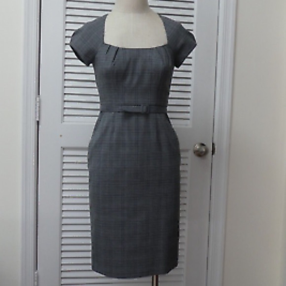 Banana Republic Dresses & Skirts - Banana Republic stretchy grey suit dress. Size 4.